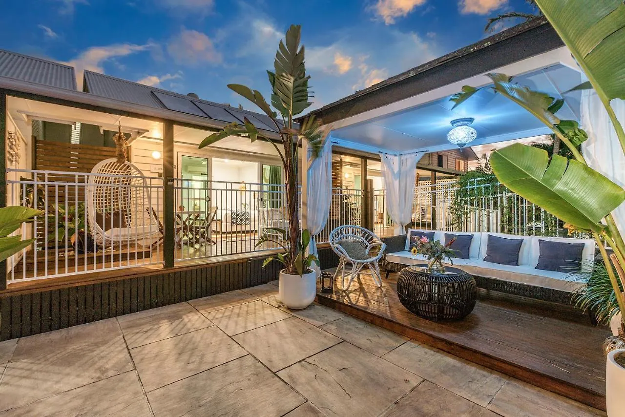 Azur Byron Bay Otel