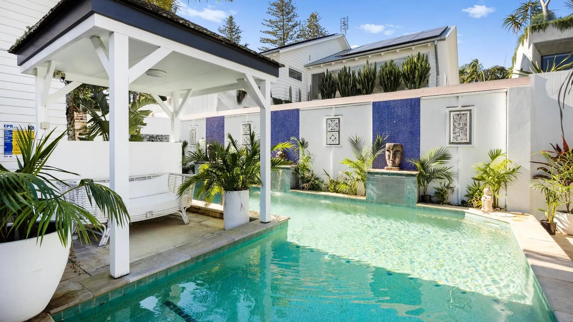 Azur Byron Bay Hotell Pensionat