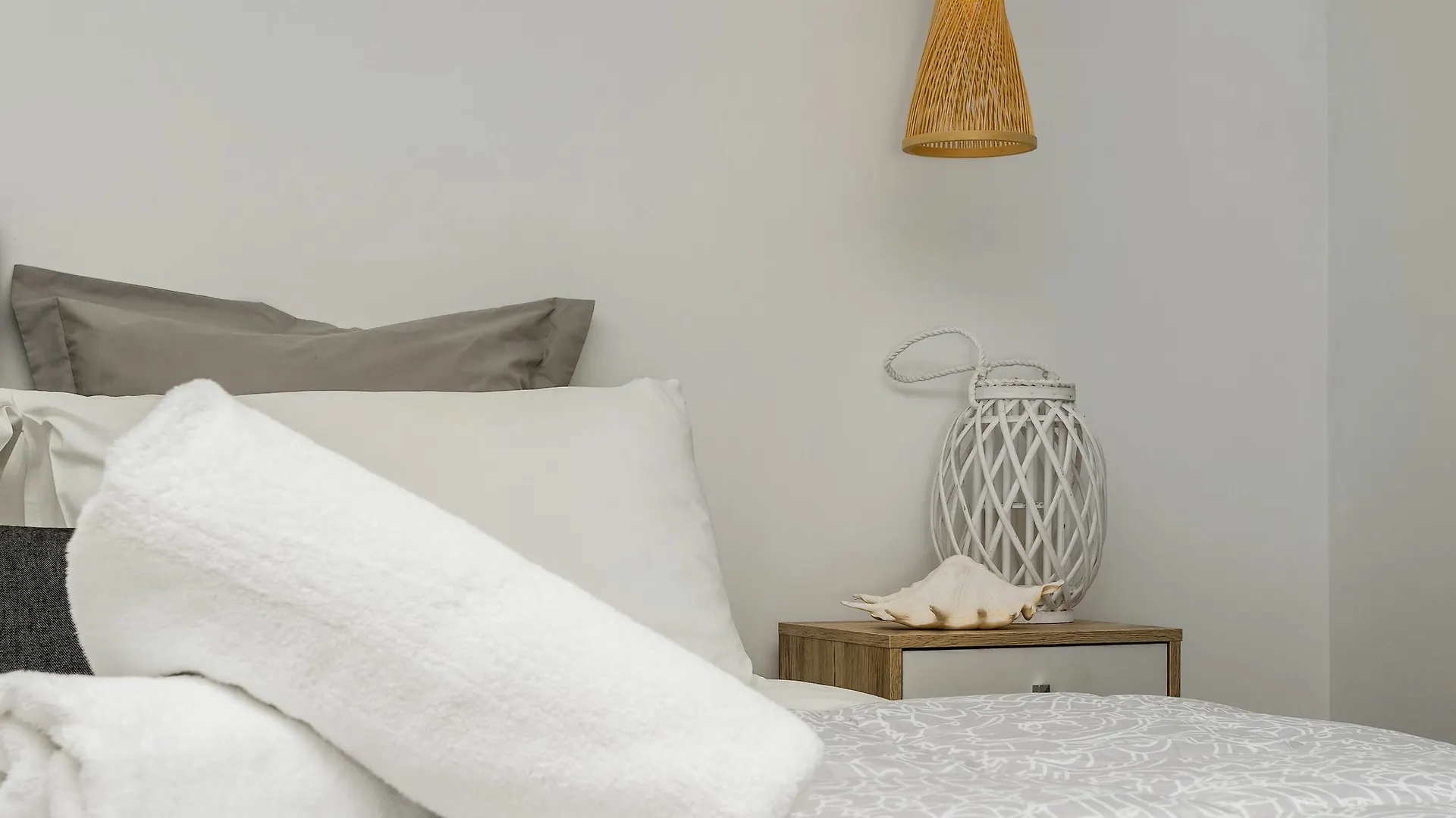 Azur Byron Bay Hotell 4*,