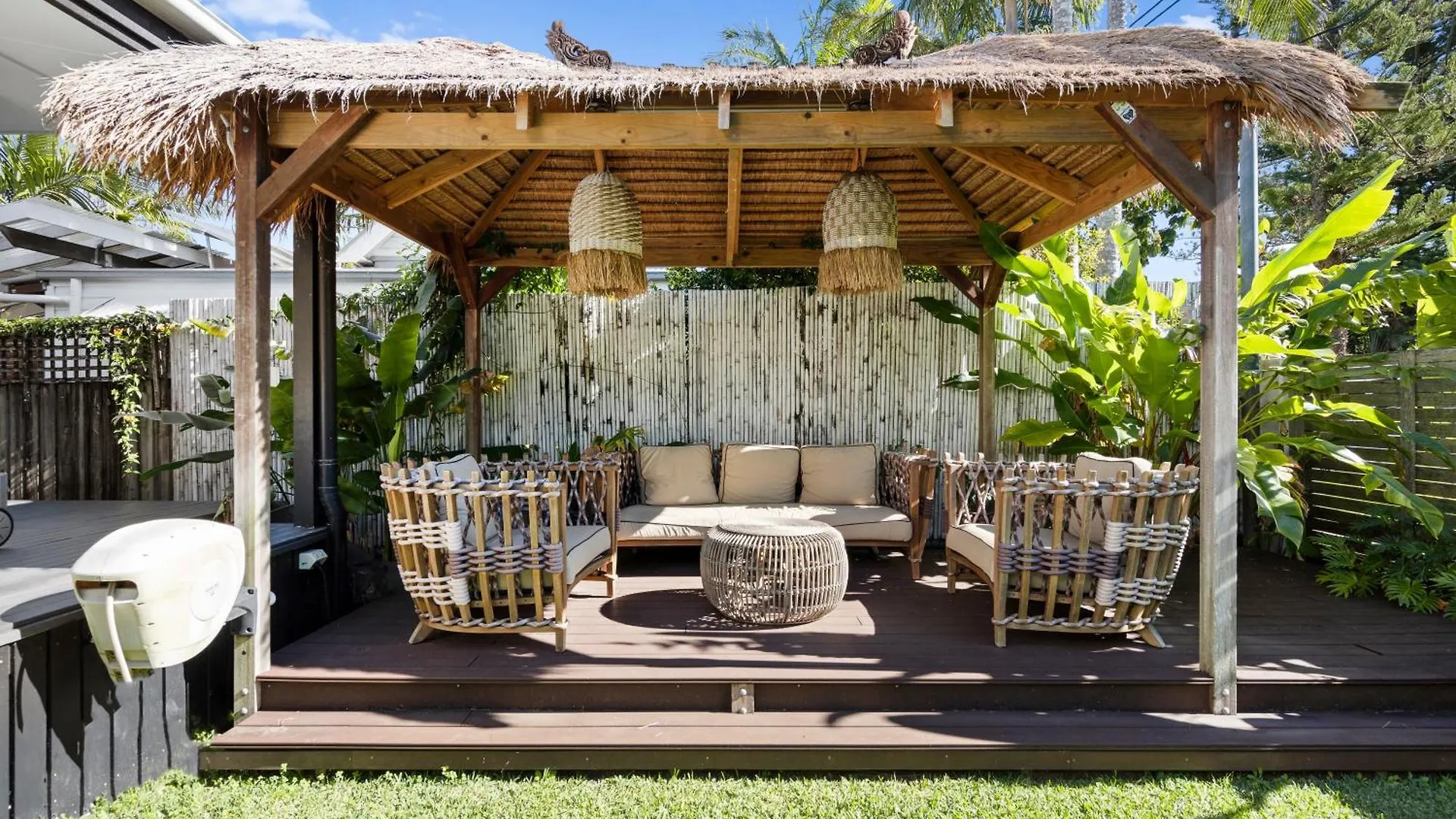 Azur Byron Bay Hotel Guest house
