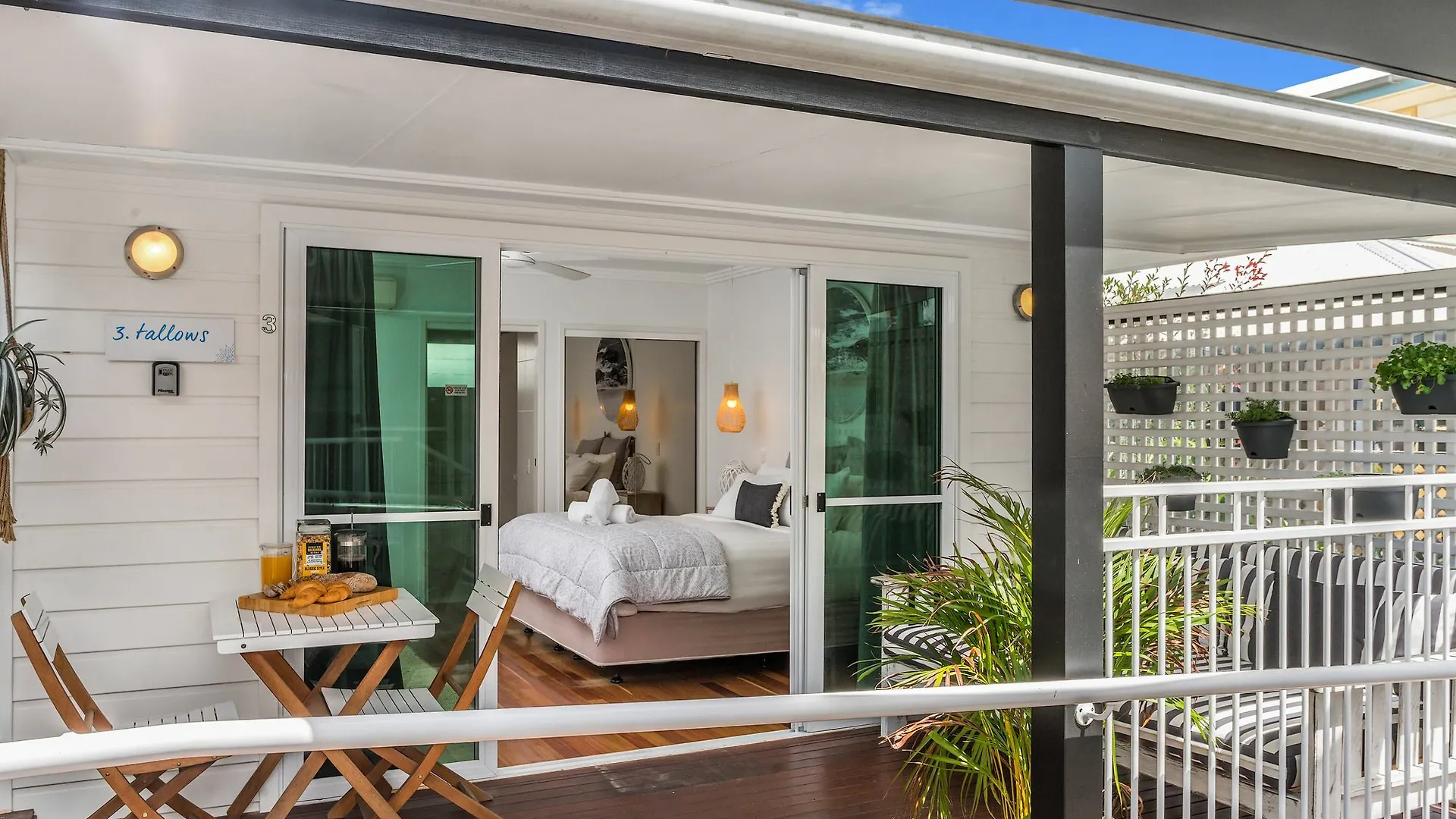 Azur Byron Bay Hotel