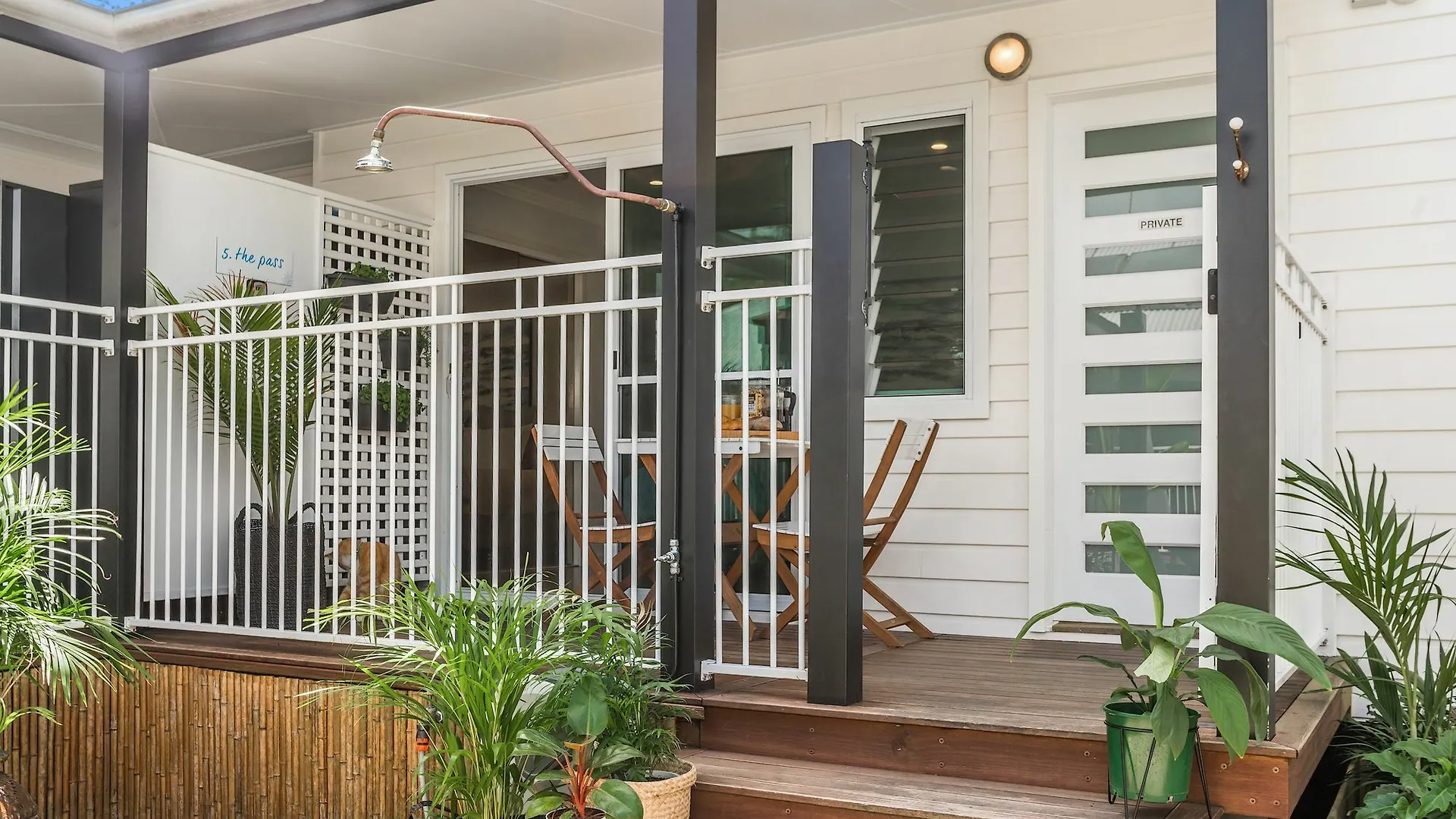 Azur Byron Bay Hotel 4*,